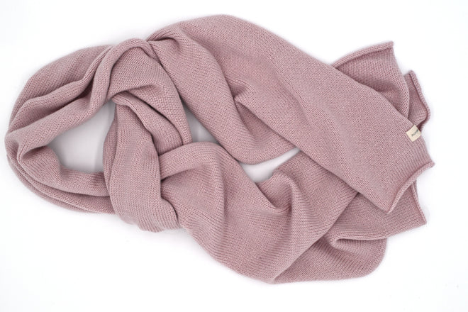 A Classic Egmont Felted 1800 Scarf in Dusty Pink