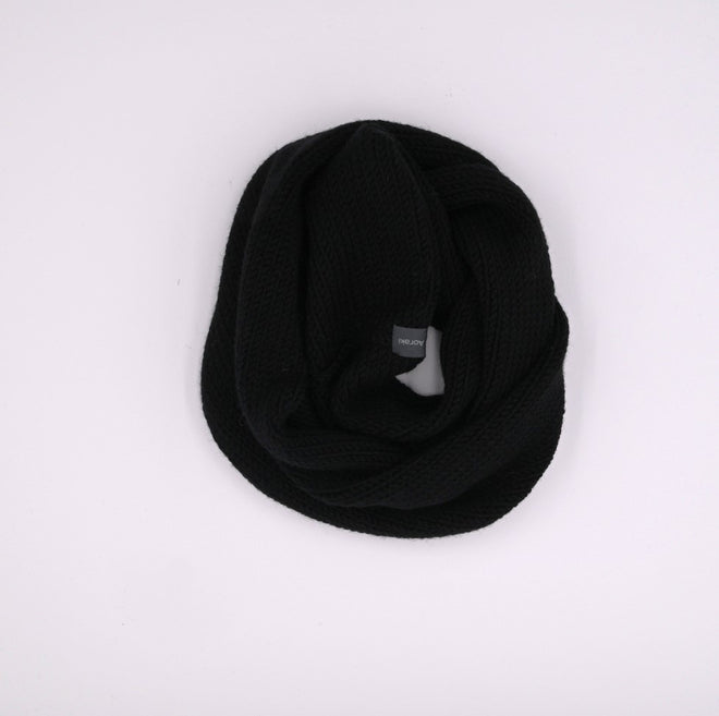Pitch Black Caroline Infinity Loop Scarf