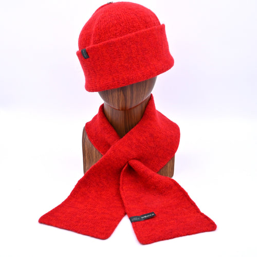 Sub-21 Felted Toque + 1800 Scarf Combo